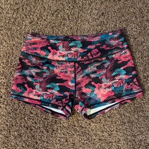 NWOT Born Primitive Shorts M